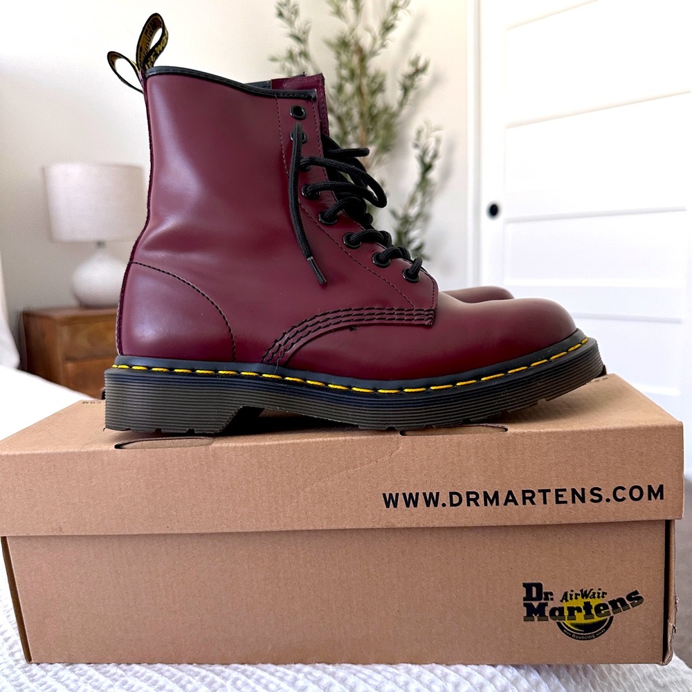 COPY - LIKE NEW ORIGINAL 2009 1460 CHERRY RED SMOOTH DR. MARTENS!!!➕🍒 Size: 6 - Picture 2 of 16